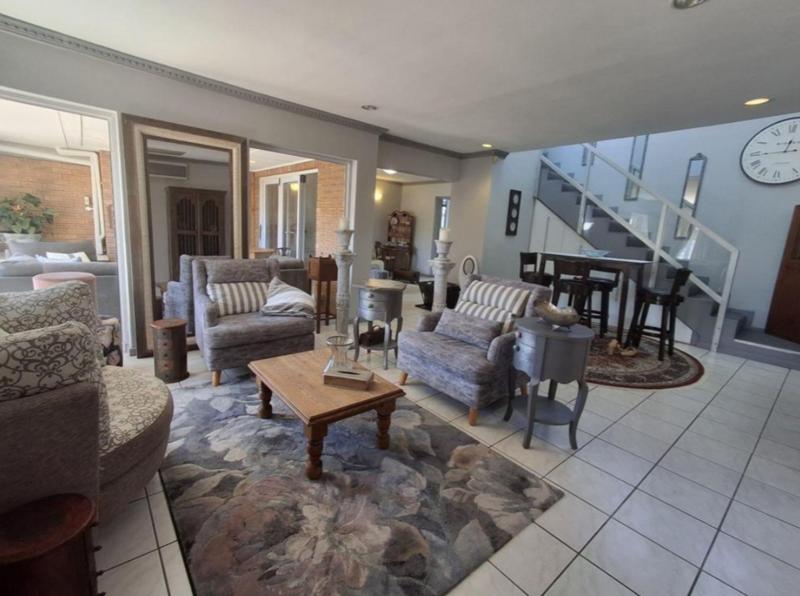 4 Bedroom Property for Sale in Durbanville Western Cape